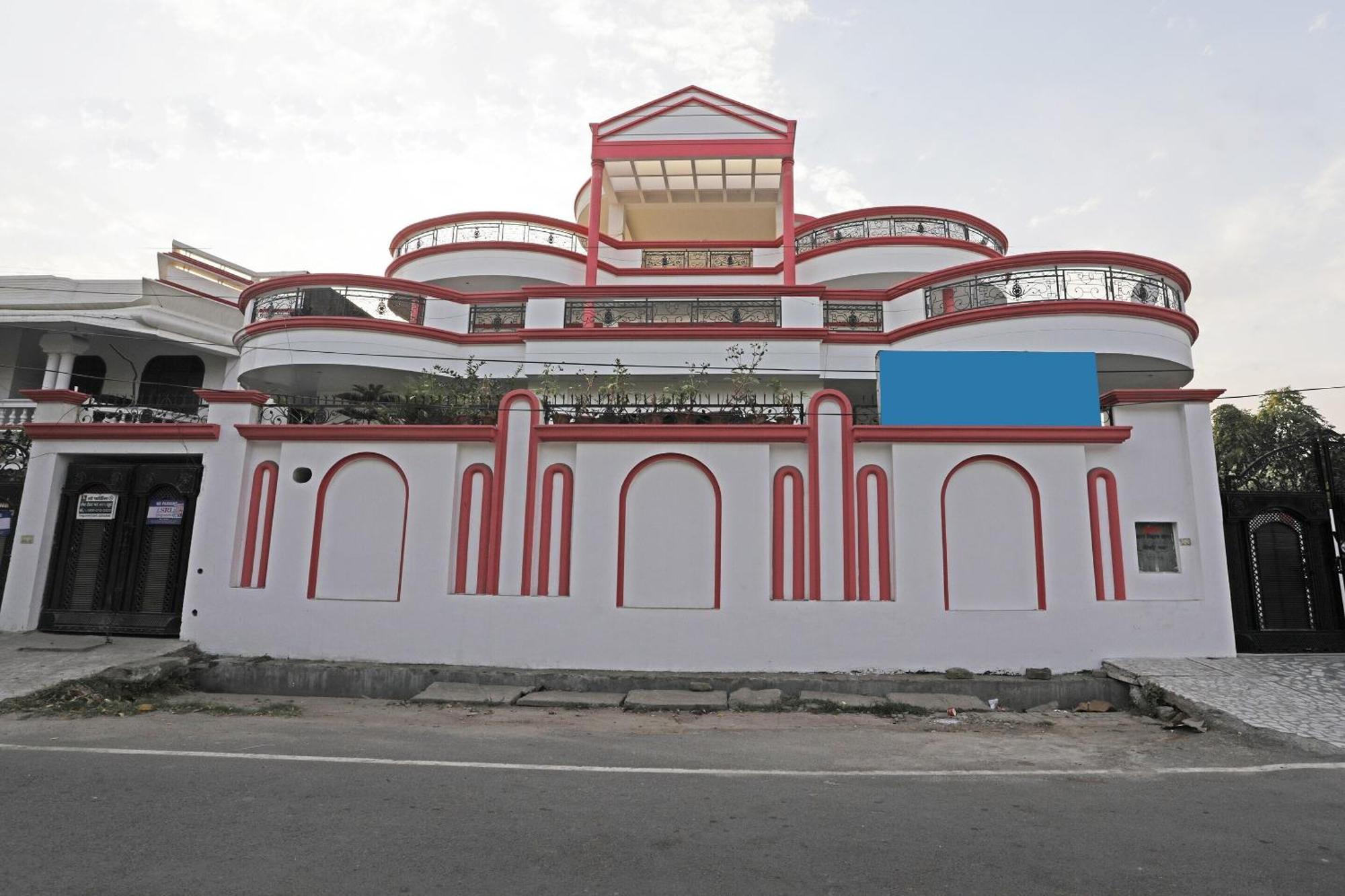 Oyo7162施卡尔天堂家庭旅馆 Chinhat 外观 照片